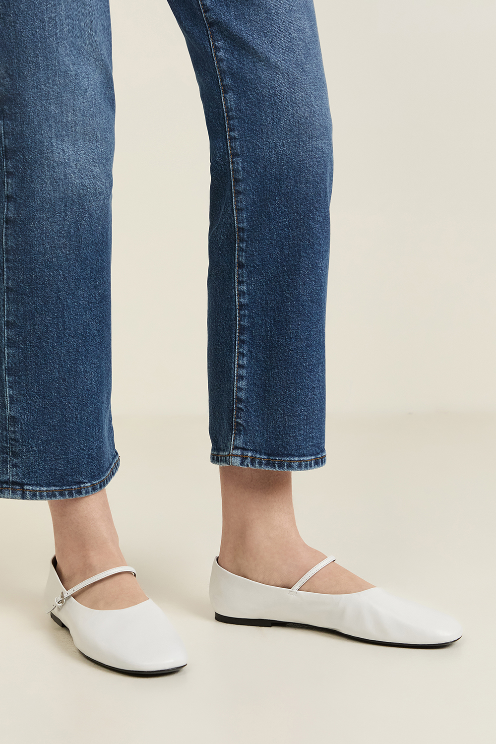 נעלי מרי ג'יין